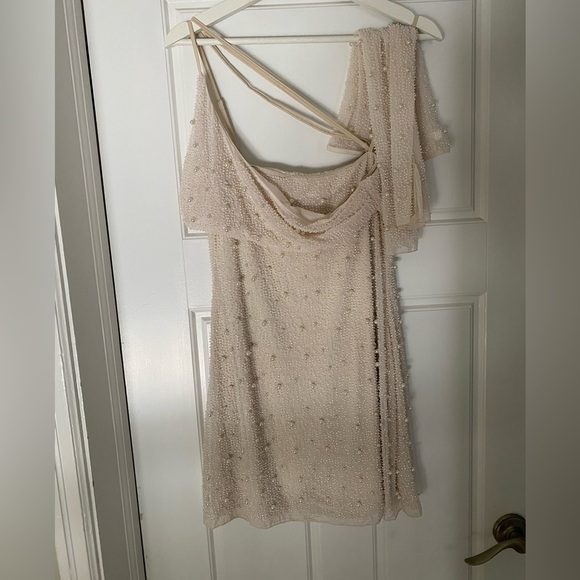 Oh Polly Soho Dress - Picture 3 of 5